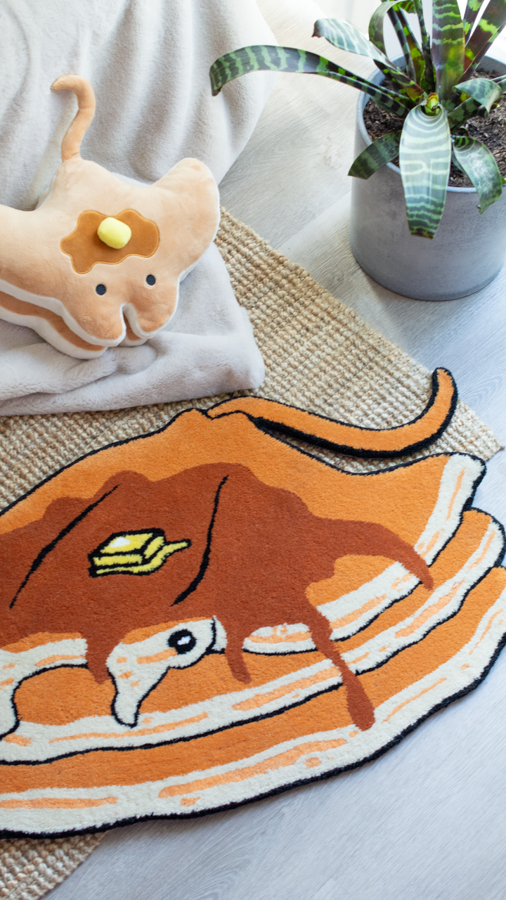 Stacks the Pancake Manta Ray Tufted Rug
